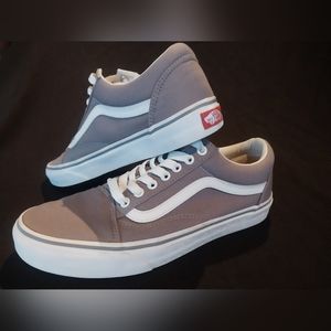 Custom Old Skool Vans Low-Top Sneakers - Men’s Sz 8.5 Light Grey